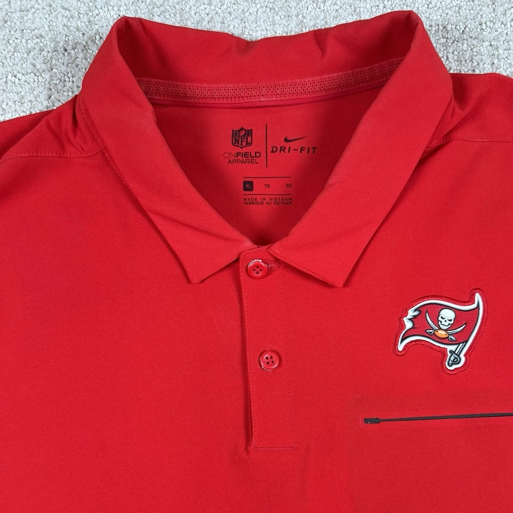 Nike Dri-Fit Mens XL Tampa Bay Buccaneers On Field Red Golf Polo Shirt *Read